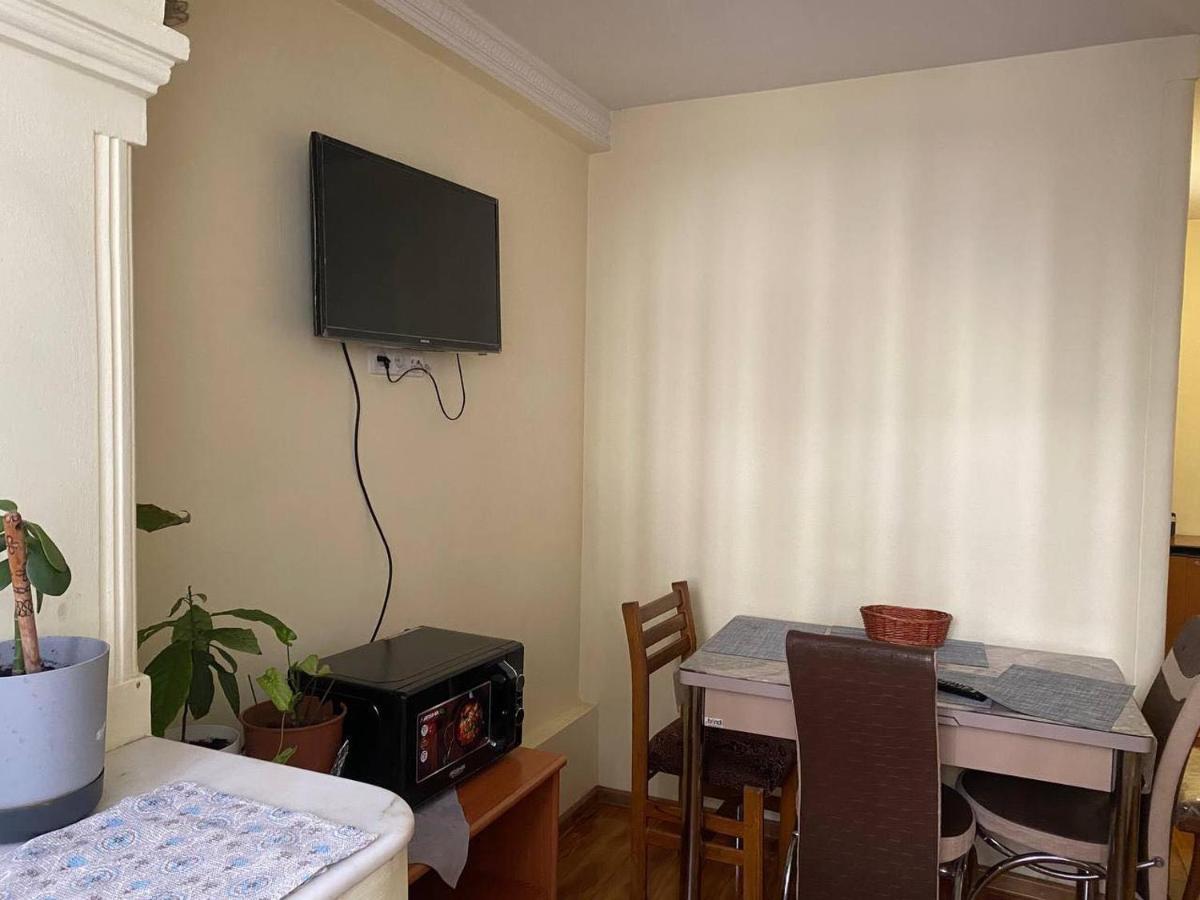 House At Ortachala Apartment Tbilisi Bagian luar foto